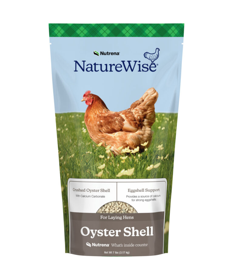 NatureWise Oyster Shell bag with crushed oyster shell and calcium carbonate for strong eggshells.